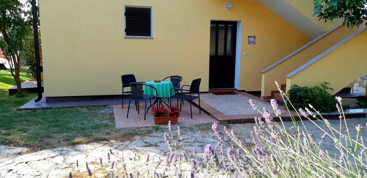 Vesna Apartment Pula Zewnętrze zdjęcie